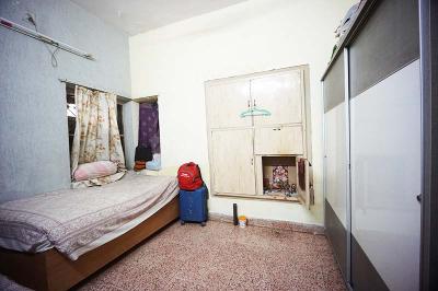 Bedroom Image of 1350 Sq.ft 3 BHK Independent House for sale in Khokhra Ahmedabad for Rs. 20000000