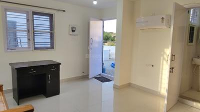 Bedroom Image of 400 Sq.ft 1 RK Apartment / Flat for rent in Indira Nagar Bengaluru for Rs. 26000