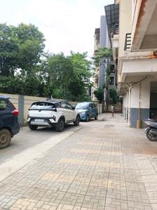 Car Garage Image of 660 Sq.ft 1 BHK Apartment / Flat for sale in Kalyan West Kalyan for Rs. 4800000