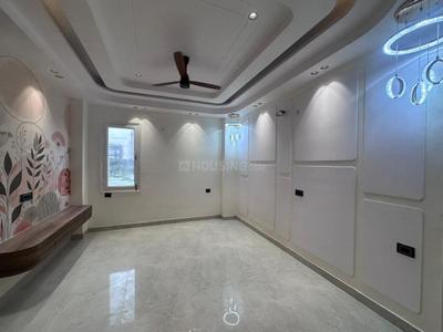 Bedroom Image of 2250 Sq.ft 4 BHK Builder Floor for sale in Emerald Crest 1, Sector 107 Noida for Rs. 13500000