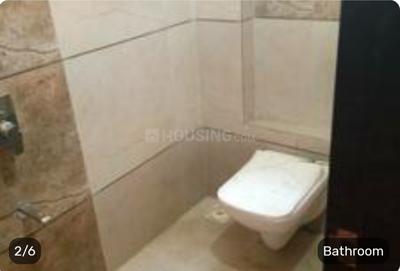 Bathroom Image of 1150 Sq.ft 2 BHK Apartment / Flat for rent in Althan Surat for Rs. 21000
