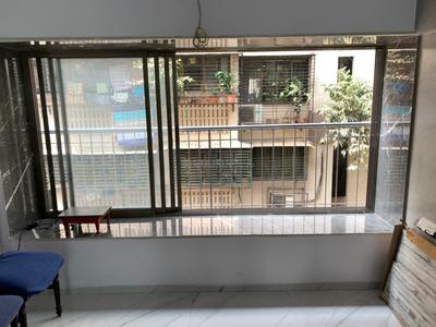 Balcony Image of 650 Sq.ft 1 BHK Apartment / Flat for rent in Malabar Hill Mumbai for Rs. 95000