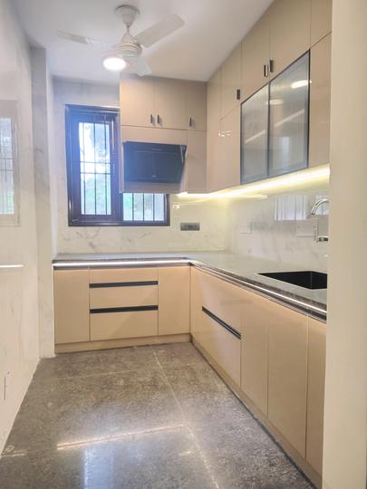 D Block, East Of Kailash Main Image 1