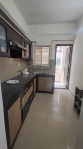 Kitchen Image of 900 Sq.ft 2 BHK Apartment / Flat for rent in Varun Divine Greens Block B, Nipania Indore for Rs. 25000