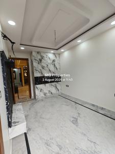 Hall Image of 790 Sq.ft 2 BHK Builder Floor for sale in Shalimar Bagh New Delhi for Rs. 12100000