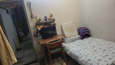 Bedroom Image of 1450 Sq.ft 3 BHK Apartment / Flat for sale in Green View Apartment, Mandi New Delhi for Rs. 5300000