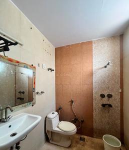 Bathroom Image of 3000 Sq.ft 4.5 BHK Duplex for sale in Jaipuria Sunrise Enclave, Kaushambi Ghaziabad for Rs. 20000000