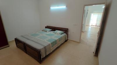 Bedroom Image of 3008 Sq.ft 4.5 BHK Villa for rent in Paramount Golfforeste Villas, Surajpur Greater Noida for Rs. 65000