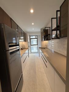 Kitchen Image of 1000 Sq.ft 2 BHK Apartment / Flat for sale in Dadar West Mumbai for Rs. 37500000