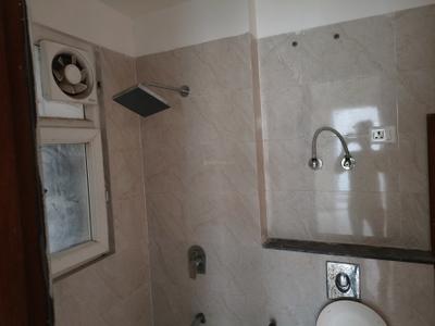 Image of 2275 Sq.ft 3 BHK Apartment / Flat for rent in Sunworld Arista, Sector 168, Noida for Rs. 48000