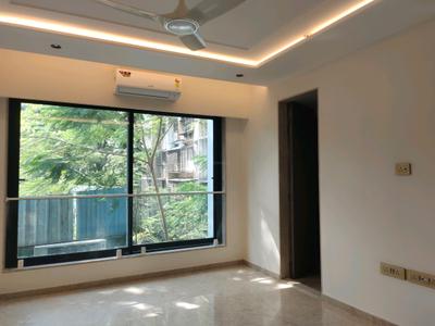 Bedroom Image of 2400 Sq.ft 4 BHK Apartment / Flat for sale in Vile Parle West Mumbai for Rs. 110000000