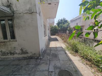 Image of 1395 Sq.ft 4 BHK Villa for sale in Ambawadi, Ahmedabad for Rs. 45000000