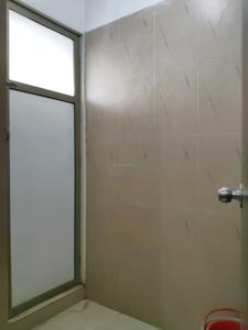 Common Bathroom Image of 601 Sq.ft 1 BHK Apartment / Flat for sale in Lodha Splendora, Thane West Thane for Rs. 6000000
