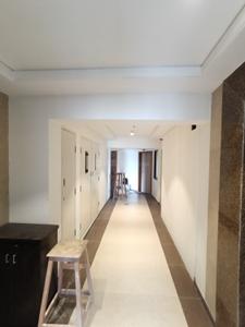 Image of 1350 Sq.ft 3 BHK Apartment / Flat for rent in Heera Panna Apartment, Tardeo, Mumbai for Rs. 300000