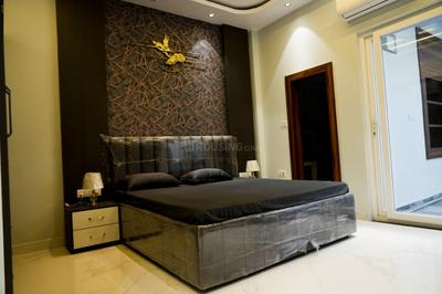 Bedroom Image of 8000 Sq.ft 8 BHK Villa for sale in Jankipuram Vistar Lucknow for Rs. 60000000