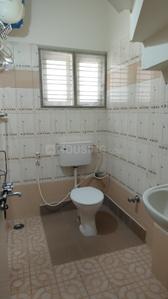 Bathroom Image of 700 Sq.ft 1 BHK Builder Floor for rent in Banaswadi Bengaluru for Rs. 15000
