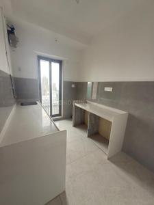Kitchen Image of 750 Sq.ft 2 BHK Apartment / Flat for rent in Siddhivinayak Habitats, Dadar West Mumbai for Rs. 120000