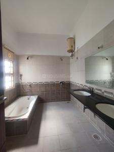 Image of 4000 Sq.ft 4 BHK Villa for rent in Vasudeva Lalitha Bloomfield, Khaja Guda, Hyderabad for Rs. 100000