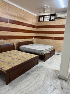 Bedroom Image of 8500 Sq.ft 8 BHK Independent House for rent in Greater Kailash II New Delhi for Rs. 450000