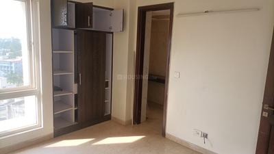 Bedroom Image of 2140 Sq.ft 3 BHK Apartment / Flat for sale in Shalimar Grand, Butler Colony Lucknow for Rs. 27000000