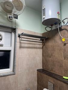 Bathroom Image of 1080 Sq.ft 2 BHK Apartment / Flat for rent in Adani The Meadows, Shantigram Ahmedabad for Rs. 40000