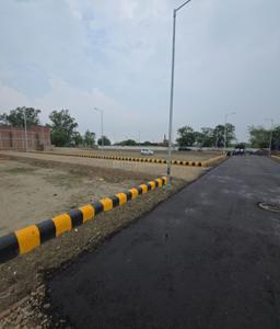Image of 880 Sq.ft Residential Plot / Land for sale in New Jail Road, Lucknow for Rs. 2199000