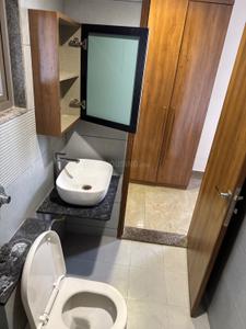 Bathroom Image of 1172 Sq.ft 3.5 BHK Apartment / Flat for rent in Malabar Exotica, Vaishno Devi Circle Ahmedabad for Rs. 43000