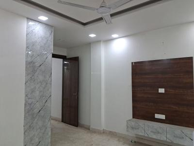 Bedroom Image of 900 Sq.ft 2 BHK Builder Floor for sale in Ramesh Nagar New Delhi for Rs. 13500000
