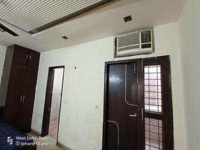 Bedroom Image of 720 Sq.ft 2 BHK Builder Floor for rent in Tagore Garden Extension New Delhi for Rs. 32000