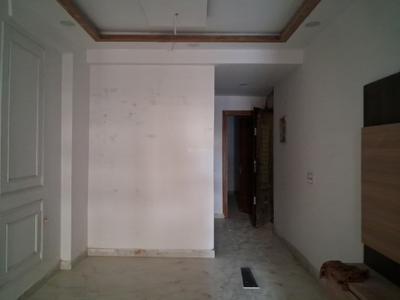Living Room Image of 1000 Sq.ft 2 BHK Apartment / Flat for sale in Sector 73 Noida for Rs. 3700000