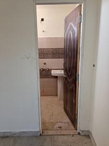 Bathroom Image of 570 Sq.ft 2 BHK Apartment / Flat for sale in Naganarai Niwas, Nandri Jodhpur for Rs. 1400000