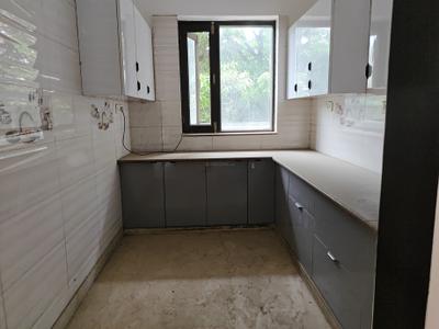 Kitchen Image of 1800 Sq.ft 3 BHK Apartment / Flat for sale in Paschim Vihar New Delhi for Rs. 32500000