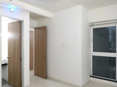 Bedroom Image of 650 Sq.ft 2 BHK Apartment / Flat for rent in Godrej Emerald, Kasarvadavali Thane for Rs. 25129