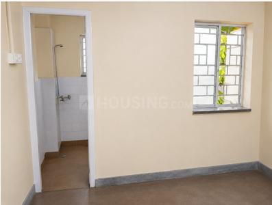 Bedroom Image of 1250 Sq.ft 2 BHK Builder Floor for rent in Dhakuria Kolkata for Rs. 20000
