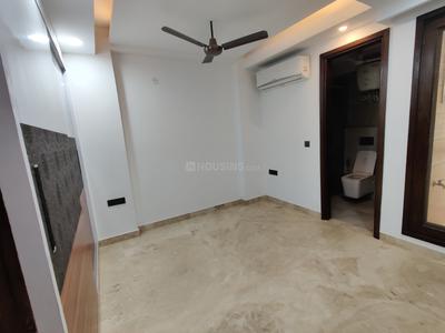 Bedroom Image of 1620 Sq.ft 3 BHK Builder Floor for sale in Yojana Vihar RWA, Anand Vihar New Delhi for Rs. 45000000