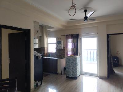 Living Room Image of 1200 Sq.ft 2.5 BHK Apartment / Flat for rent in Amrapali Centurian Park, Noida Extension Greater Noida for Rs. 19000