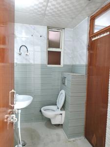 Common Bathroom Image of 2200 Sq.ft 4 BHK Apartment / Flat for sale in Supriya Apartment, Sector 10 Dwarka New Delhi for Rs. 28900000