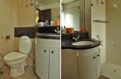 Bathroom Image of 1480 Sq.ft 4.5 BHK Independent House for sale in Sector 19 Noida for Rs. 33000000