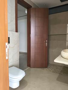 Common Bathroom Image of 2700 Sq.ft 4 BHK Builder Floor for rent in Sector 57 Gurgaon for Rs. 70000