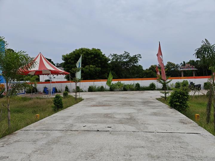 Naduveerapattu Main Image 1