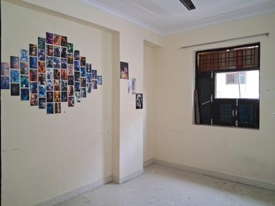 Bedroom Image of 1650 Sq.ft 3 BHK Apartment / Flat for sale in Defence Enclave, Sector 44 Noida for Rs. 9200000
