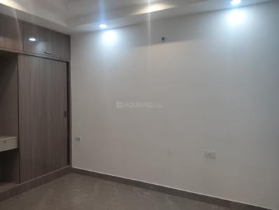 Bedroom Image of 1202 Sq.ft 3 BHK Builder Floor for rent in Preet Vihar New Delhi for Rs. 38000