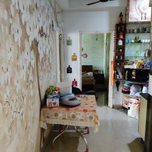 Hall Image of 900 Sq.ft 2 BHK Apartment / Flat for rent in Gaursons Gaur City 2 11th Avenue, Noida Extension Greater Noida for Rs. 21000