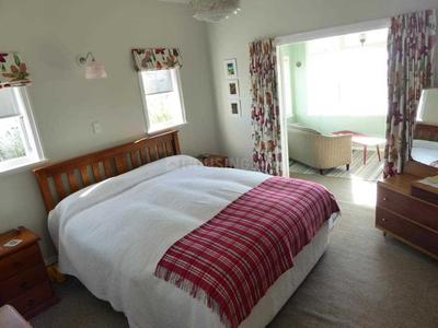 Bedroom Image of 7000 Sq.ft 6 BHK Apartment / Flat for sale in Kavita apartments, Juhu Mumbai for Rs. 205000000