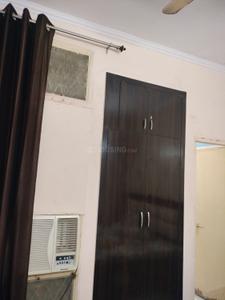 Bedroom Image of 2 bhk fully furnished flat, one room available in Indirapuram, Ghaziabad