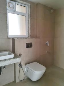 Common Bathroom Image of 691 Sq.ft 2 BHK Apartment / Flat for rent in Runwal Sanctuary, Mulund West Mumbai for Rs. 58500