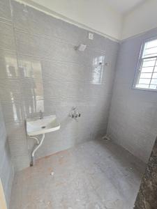 Bathroom Image of 650 Sq.ft 1 BHK Apartment / Flat for rent in Old Sangvi Pune for Rs. 16500