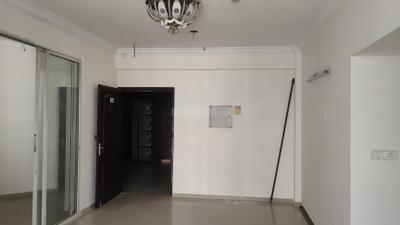 Living Room Image of 1285 Sq.ft 2 BHK Apartment / Flat for rent in Assotech The Nest, Crossings Republik Ghaziabad for Rs. 18000