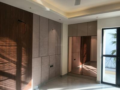 Bedroom Image of 1800 Sq.ft 3 BHK Builder Floor for sale in Sector 9 Gurgaon for Rs. 19900000