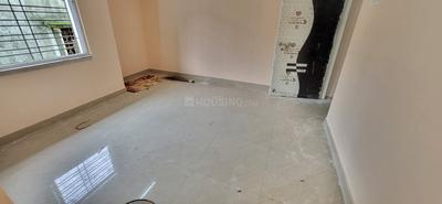 Image of 1050 Sq.ft 2 BHK Apartment / Flat for rent in Betop Madhumalancha Block C And Block G, Airport Gate No. 3, Kolkata for Rs. 16000